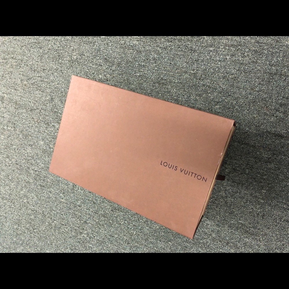 Like new LV Men shoes box